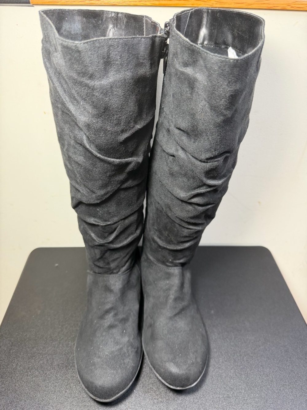 Comfortview Women's Black Suede Knee-High Boots NWOT